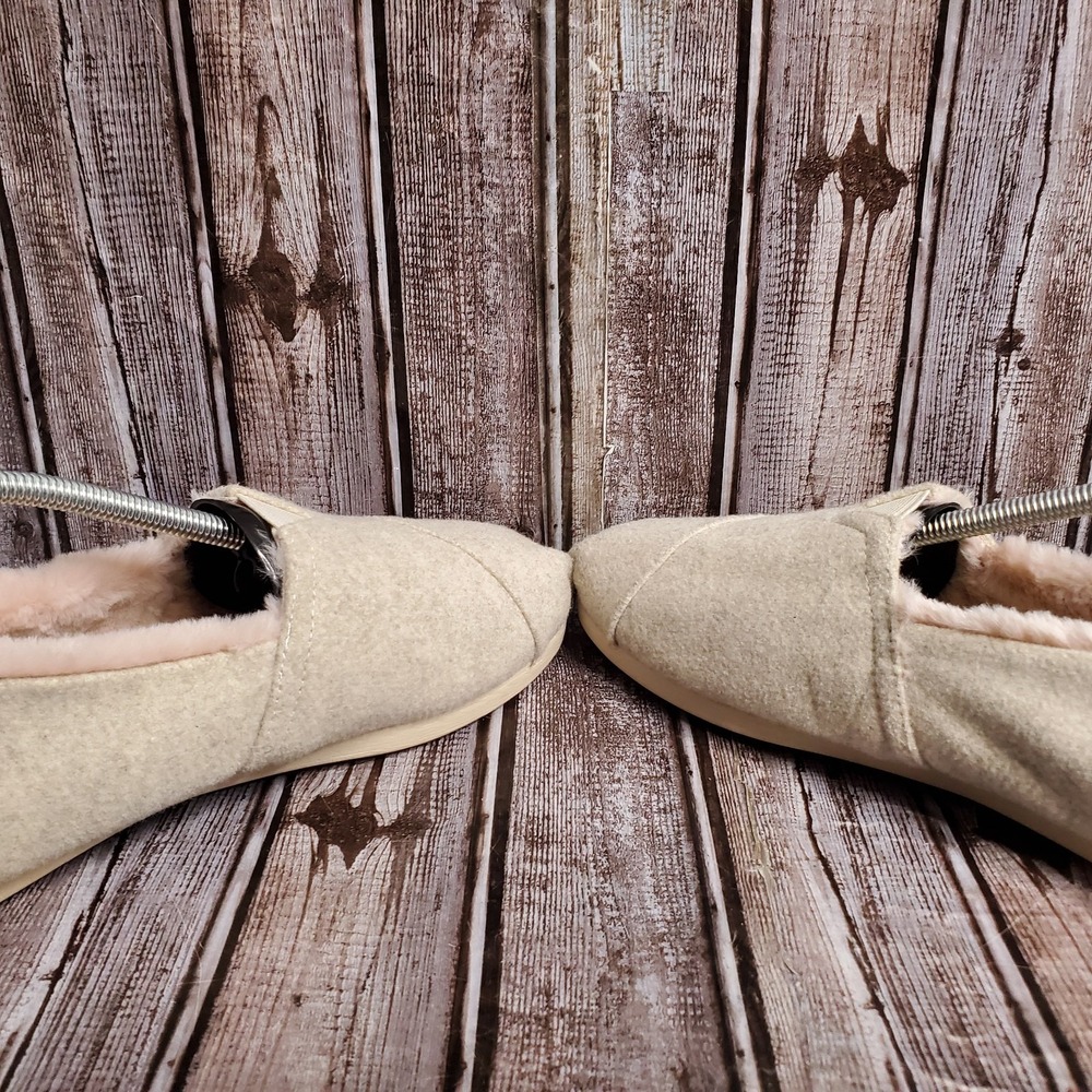 TOMS Women's Alpargata Fleece Faux Fur Slip On Cream Size 11 - Picture 7 of 13